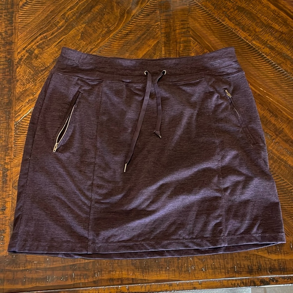 Large Tangerine skirt with built in shorts